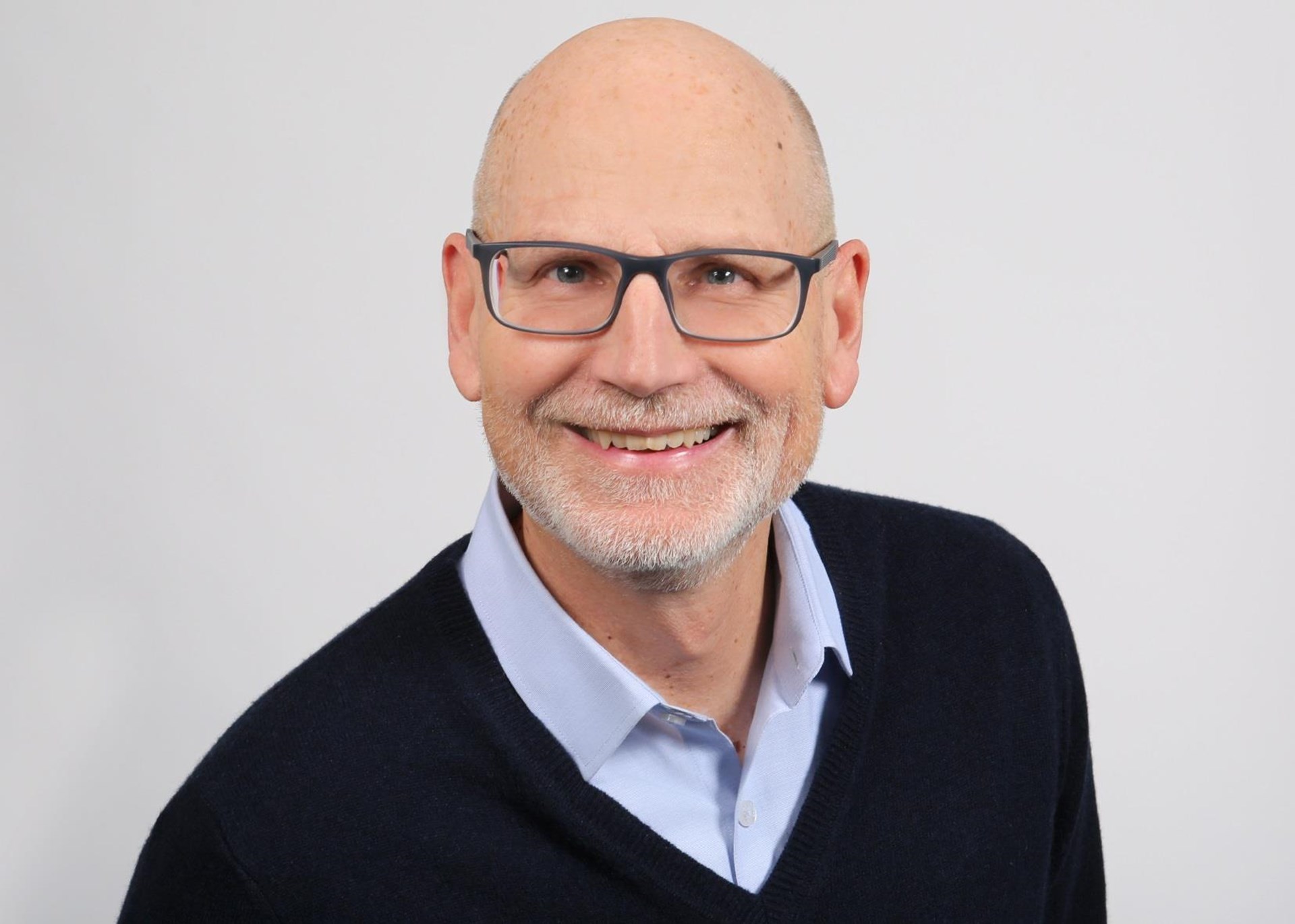 Porträtfoto Uwe Neumann