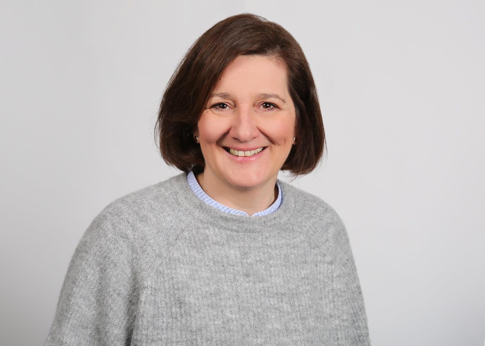 Porträtfoto von Nadine Volmari